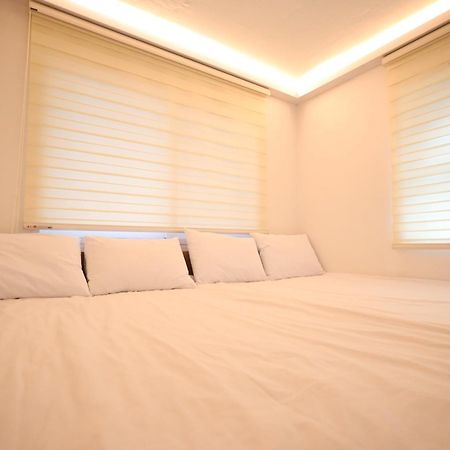 Huayuanhouse Hq In Hongdae Hotel โซล ภายนอก รูปภาพ