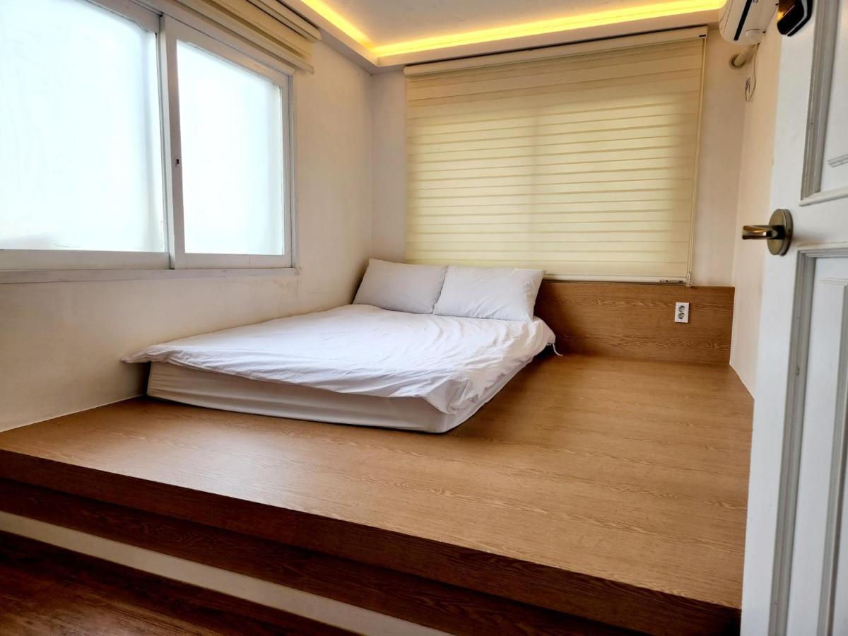 Huayuanhouse Hq In Hongdae Hotel โซล ภายนอก รูปภาพ