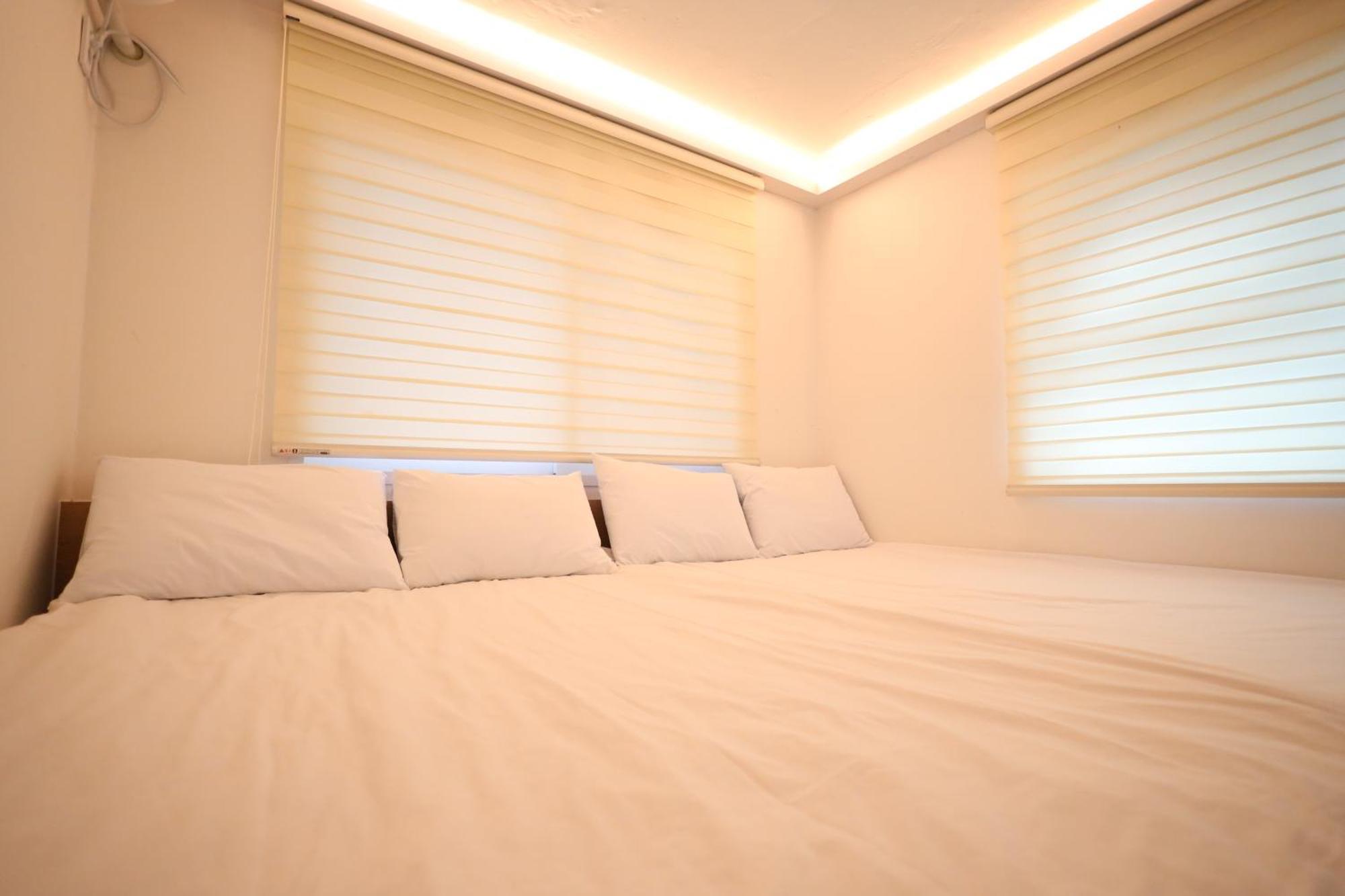 Huayuanhouse Hq In Hongdae Hotel โซล ภายนอก รูปภาพ